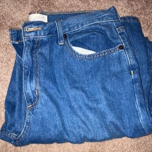 New barely used size 8 med blue wide leg women’s jeans